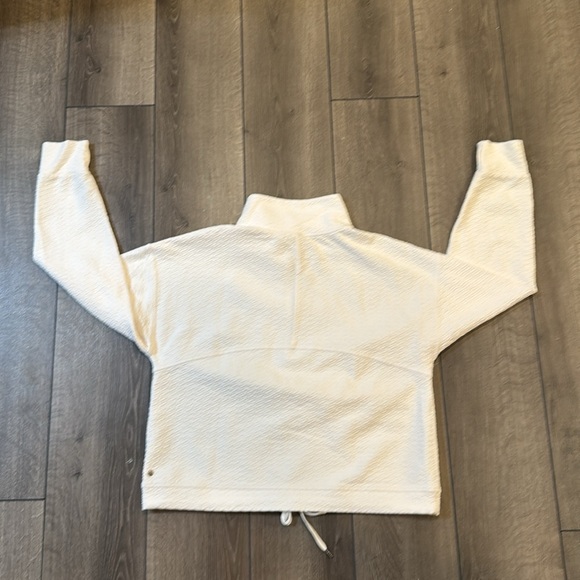 zella women’s white sweater - Picture 9 of 9